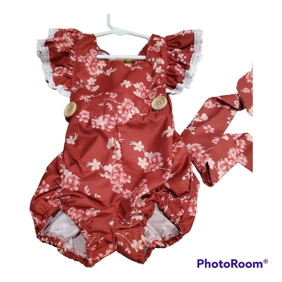Newborn Floral Romper with matching ribbon for head. NWOT - Picture 4 of 16
